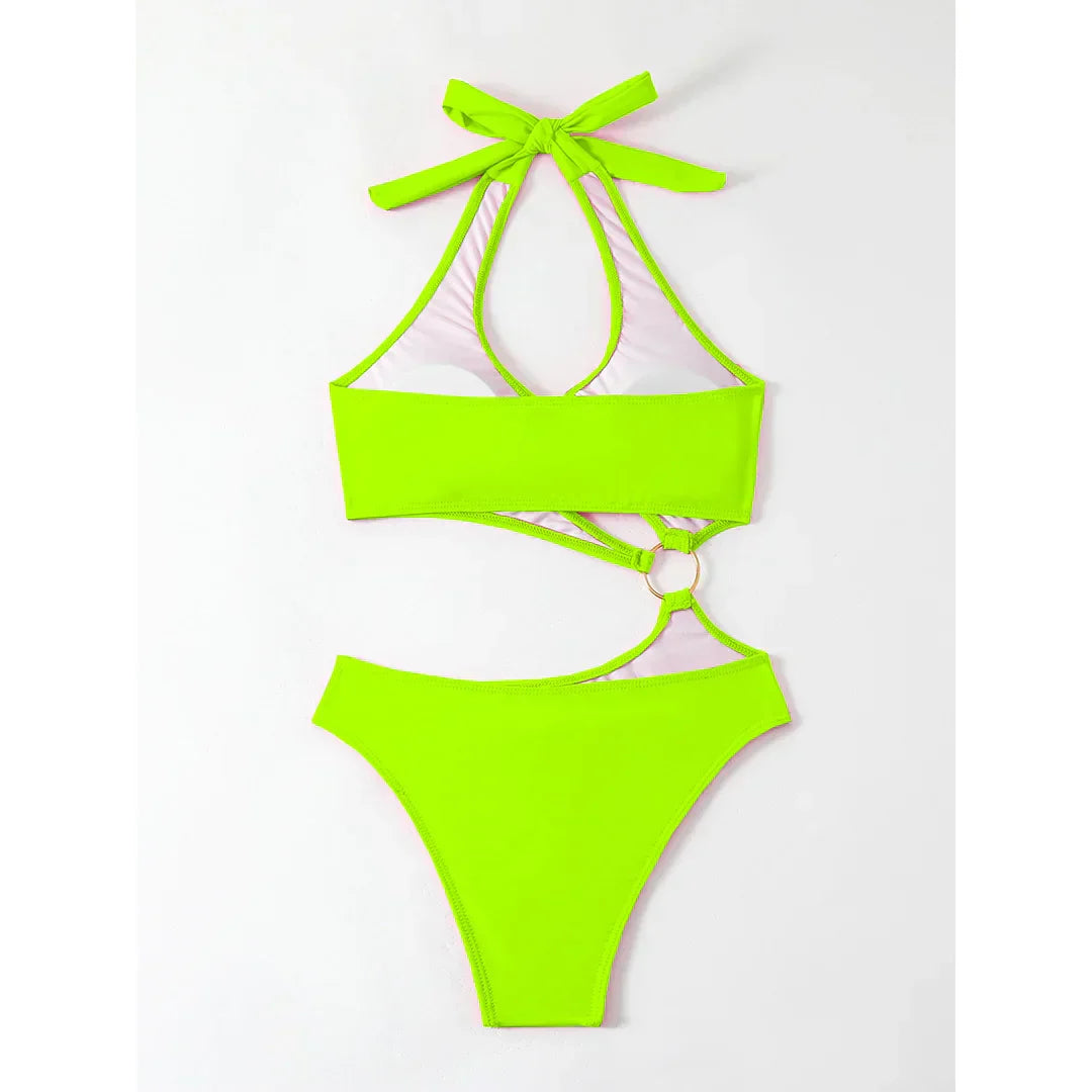 Monokini z asymetrycznym designem