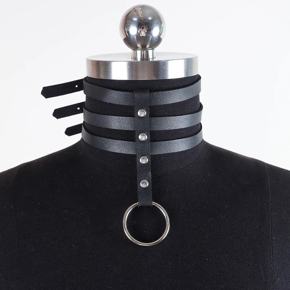 Choker harness z centralnym pierścieniem