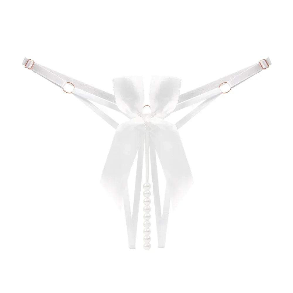 Stringi z regulowanymi paskami w biodrach