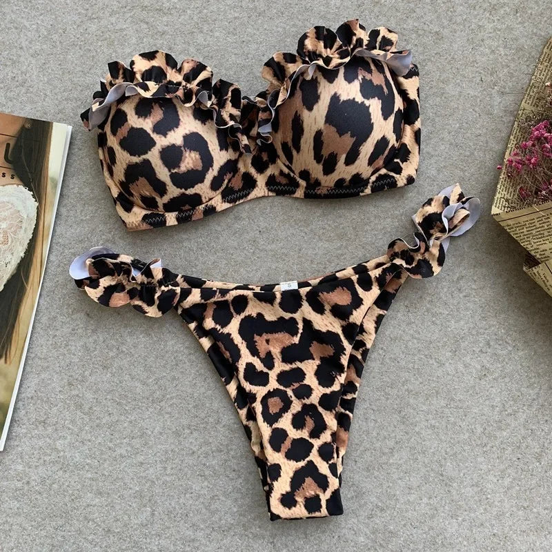 Dwuczęściowy strój kąpielowy bikini w panterkę z falbankami