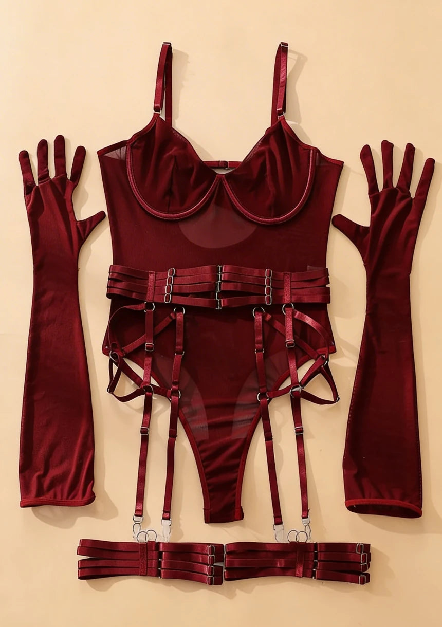 Body z regulowanymi ramiączkami