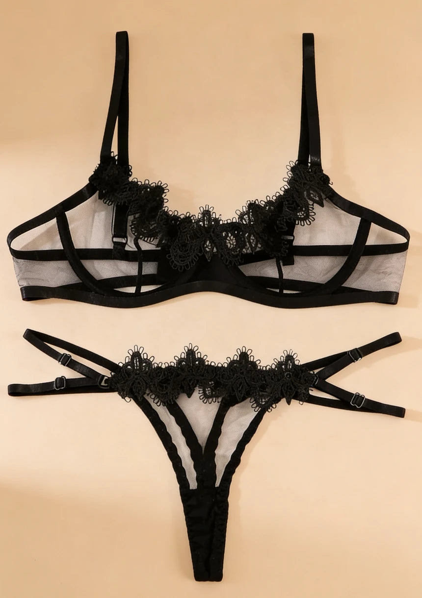 Komplet bielizny z regulowanymi ramiączkami