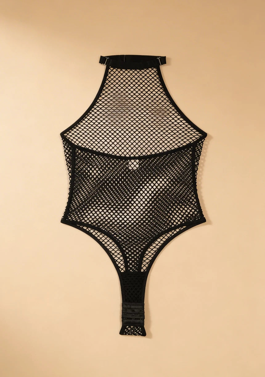 Body kabaretkowe z odkrytymi plecami