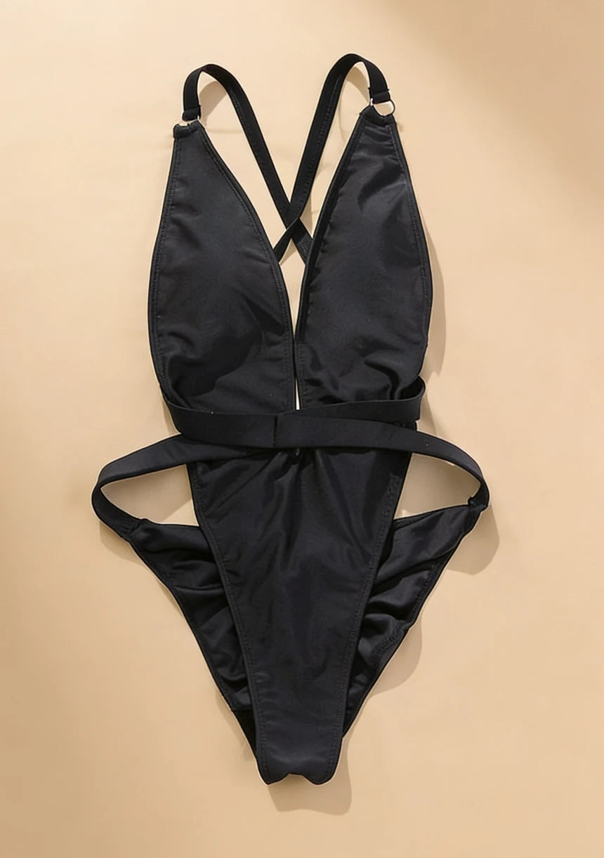 Jednoczęściowy strój kąpielowy z odkrytymi plecami