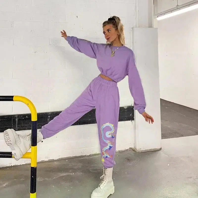 Dwuczęściowe dresy damskie