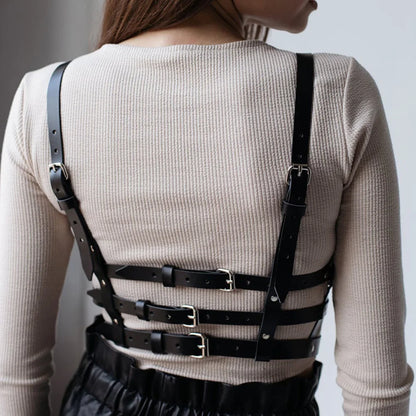 Harness na piersi z regulowanym zapięciem