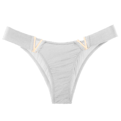 Figi z metalowymi akcentami w kolorze rose gold