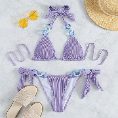 Bikini z biżuteryjnymi elementami