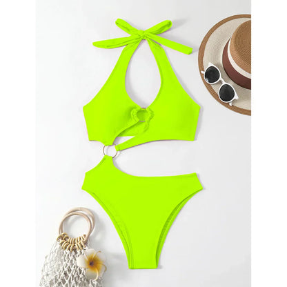 Monokini z asymetrycznym designem