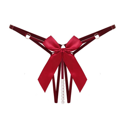 Stringi z regulowanymi paskami w biodrach