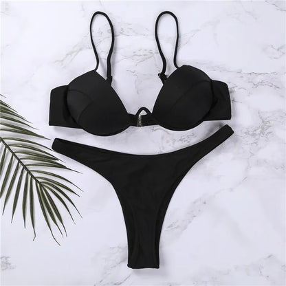 Bikini push-up z wysokim dekoltem