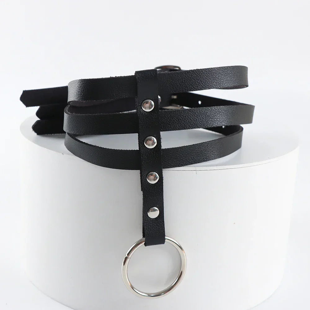 Choker harness z centralnym pierścieniem