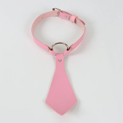 Choker z regulowanym zapięciem