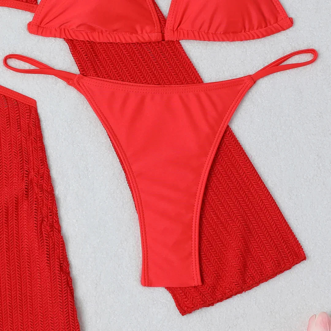 Bikini z odkrytymi plecami