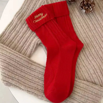 Świąteczne skarpetki z haftem