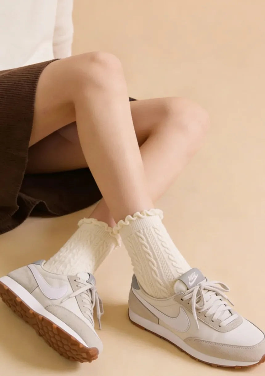 Skarpety damskie w warkoczowy wzór