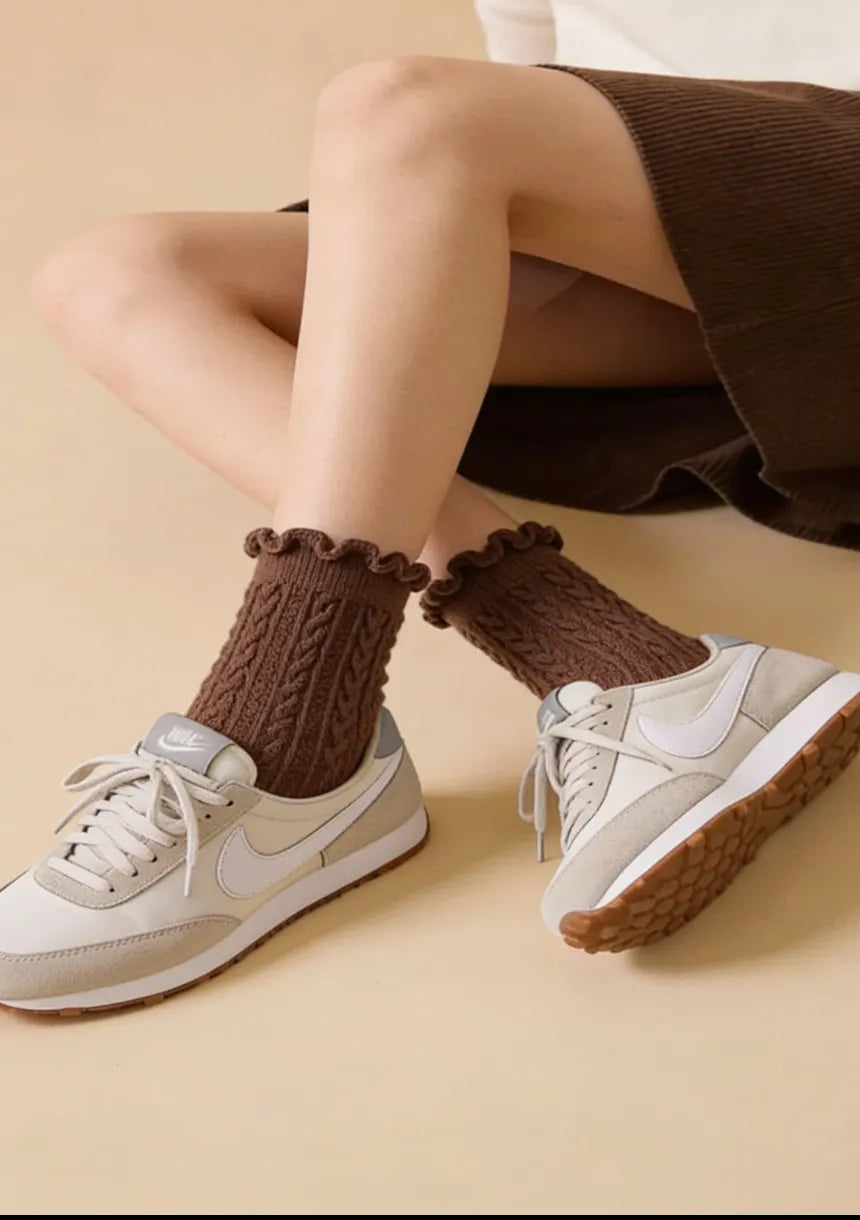 Skarpety damskie w warkoczowy wzór