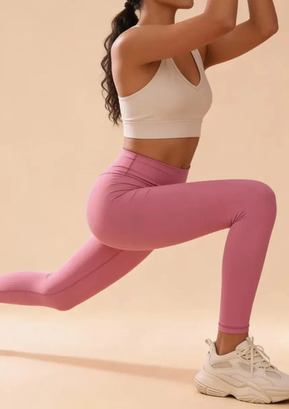 Legginsy sportowe z marszczeniem na pośladkach