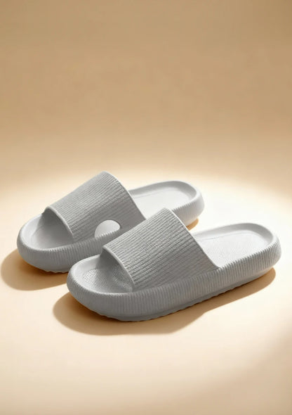 Kapcie domowe na platformie