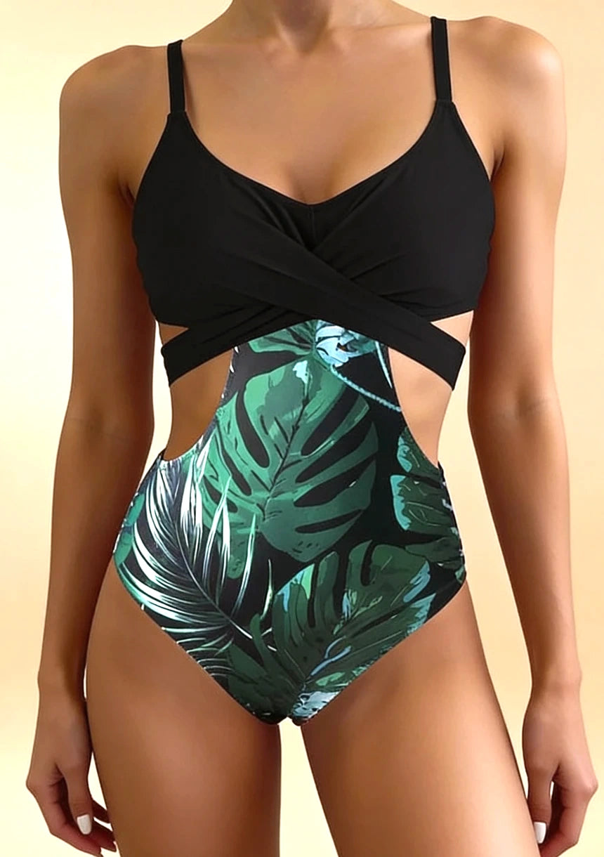 Strój kąpielowy z wycięciami