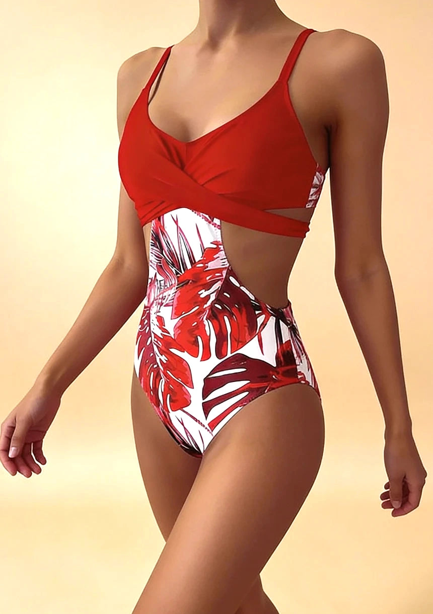 Strój kąpielowy z wycięciami