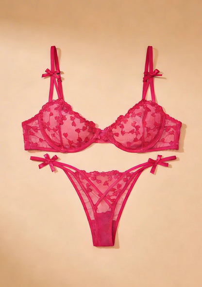 Komplet bielizny w serduszka z ozdobnymi kokardkami