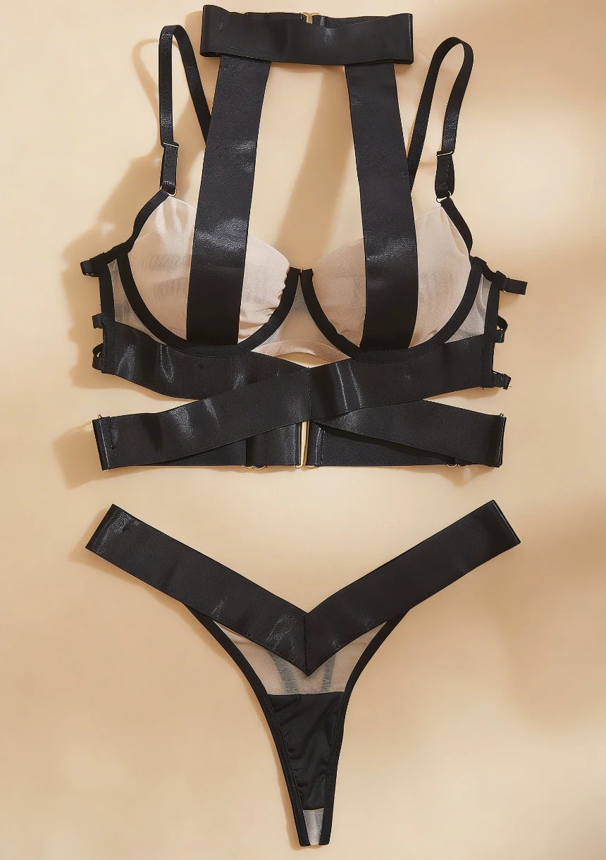 Komplet bielizny z regulowanymi ramiączkami