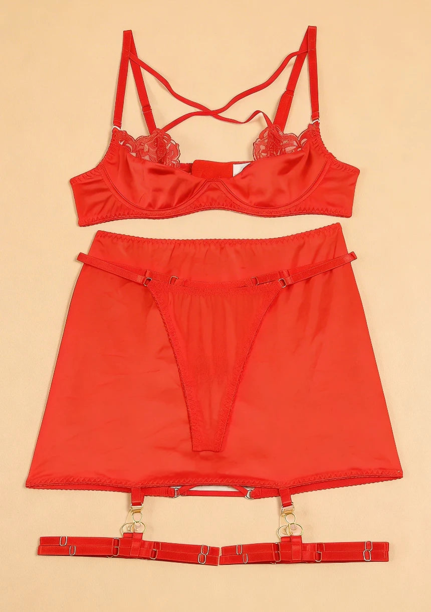 Komplet bielizny z koronkowymi detalami