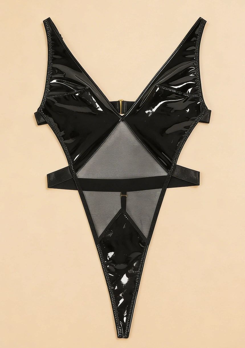 Body z regulowanymi ramiączkami