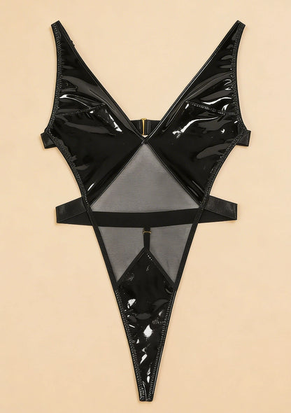 Body z regulowanymi ramiączkami