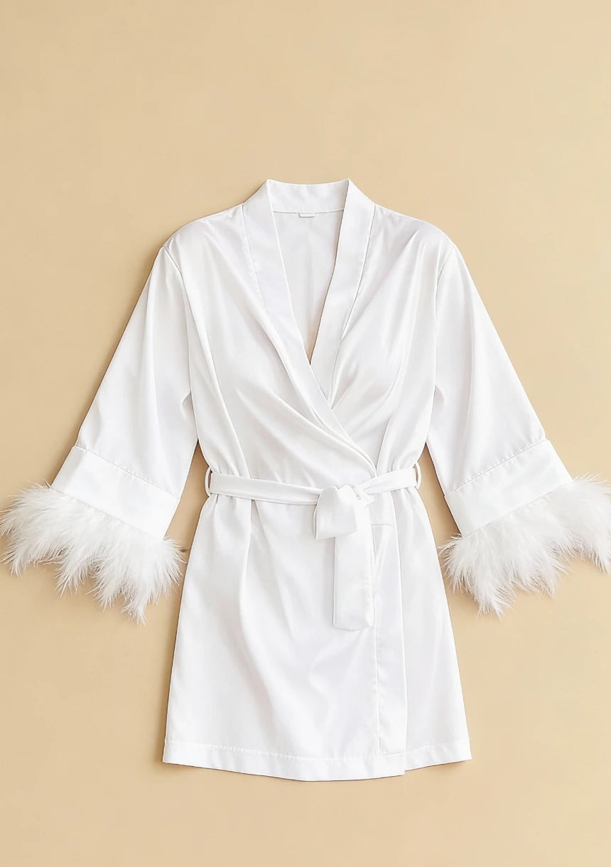 Szlafrok satynowy z paskiem w komplecie