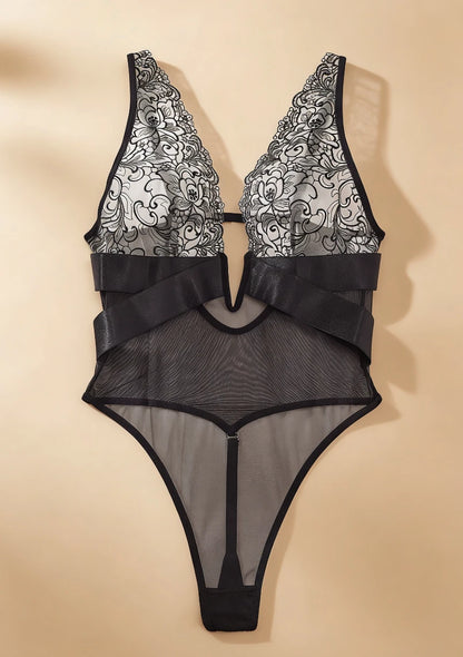 Body z regulowanymi ramiączkami