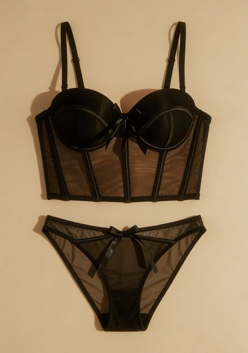 Komplet bielizny damskiej z gorsetową górą