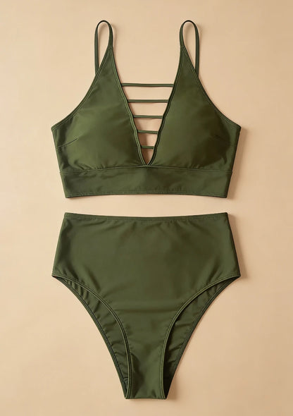 Dwuczęściowy strój kąpielowy plus size z regulowanymi ramiączkami