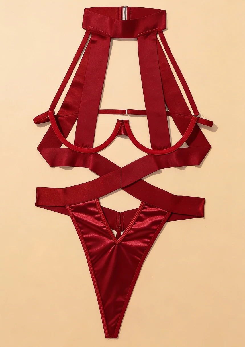 Body z zapięciem z tyłu