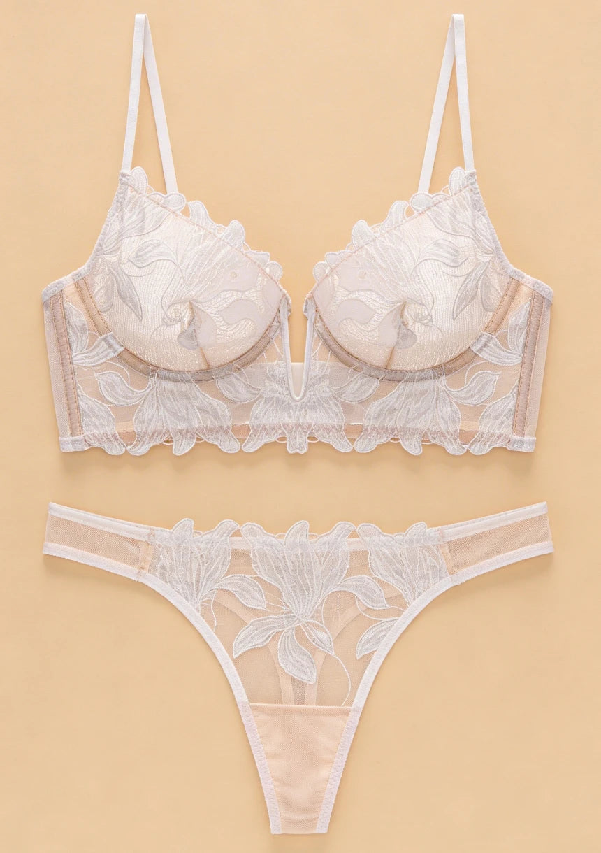 Komplet bielizny z regulowanymi ramiączkami