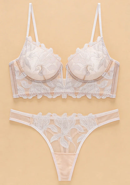 Komplet bielizny z regulowanymi ramiączkami