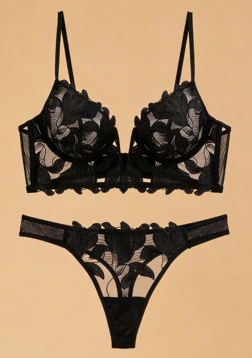 Komplet bielizny z regulowanymi ramiączkami