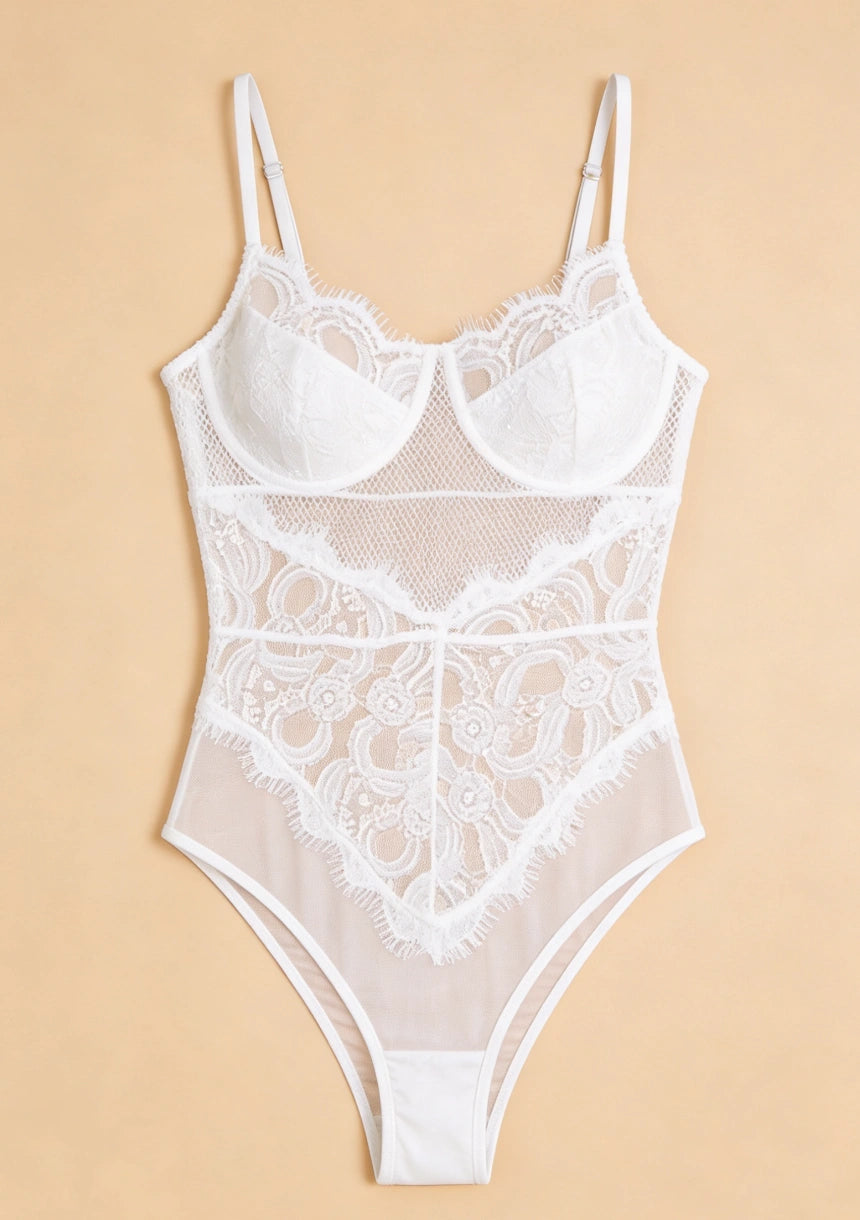 Body koronkowe z elementami transparentnymi