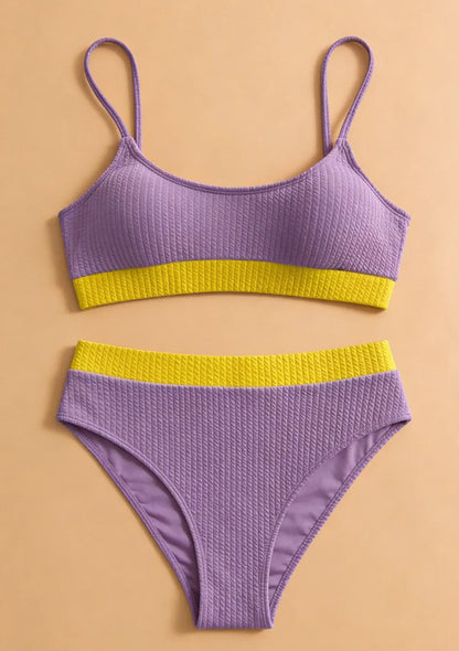 Dwuczęściowy strój kąpielowy z wysokim stanem