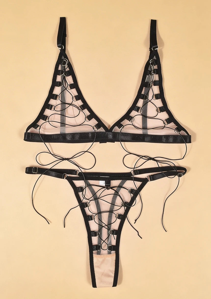 Komplet bielizny z przezroczystym materiałem