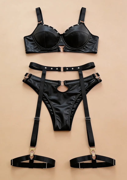 Komplet bielizny z regulowanymi ramiączkami