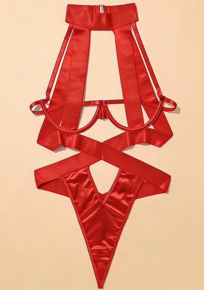 Body z zapięciem z tyłu