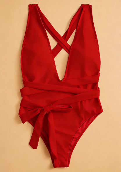 Jednoczęściowy strój kąpielowy z krzyżowanymi ramiączkami