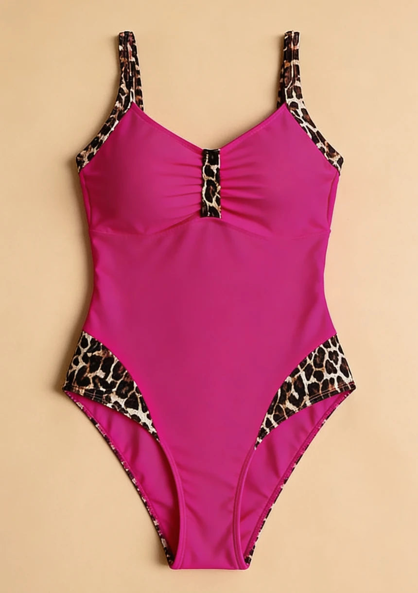 Jednoczęściowy strój kąpielowy z wzorzystymi elementami