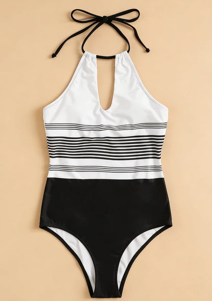 Jednoczęściowy kostium kąpielowy z zapięciem z tyłu