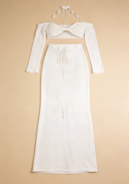 Dwuczęściowy komplet na plażę z topem z odkrytymi ramionami z rozporkiem.