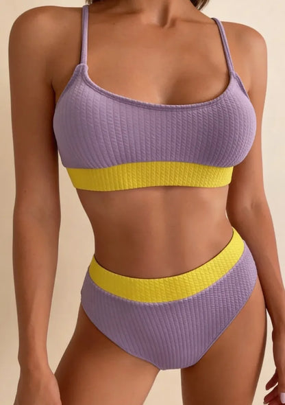 Dwuczęściowy strój kąpielowy z wysokim stanem