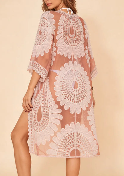 Transparentne kimono plażowe z motywem kwiatów