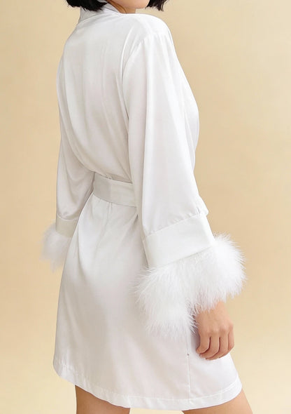 Szlafrok satynowy z paskiem w komplecie